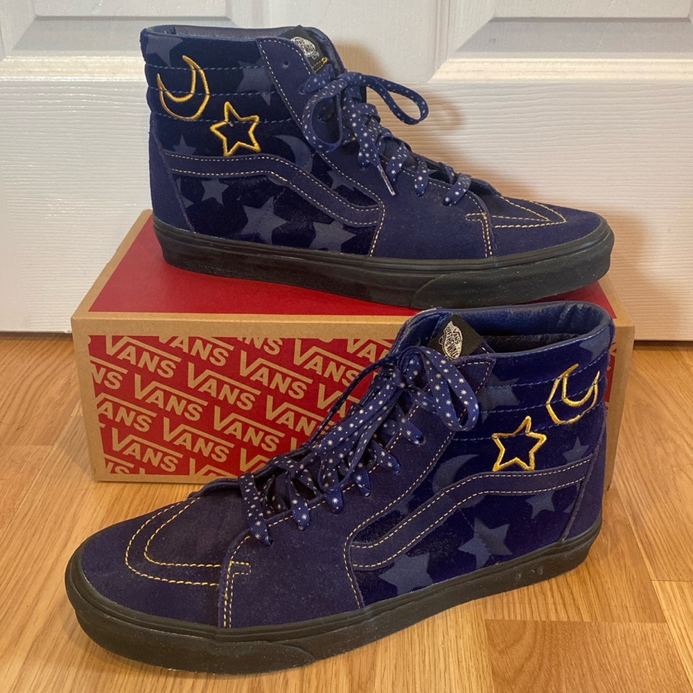 Disney Vans - Sorcerer Mickey Limited Release